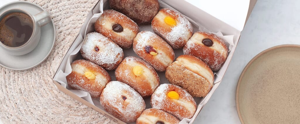 Pippin_doughnuts_category_11-1300x540%402x-scaled.jpg?w=1024&h=425&scale